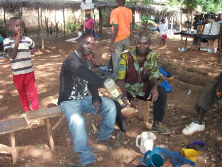 Dégustation du vin de palme